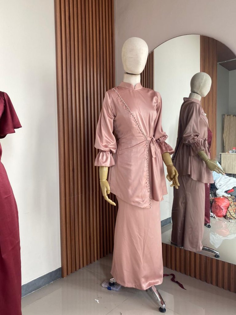 Jasa Jahit Baju Bridesmaid Terbaik