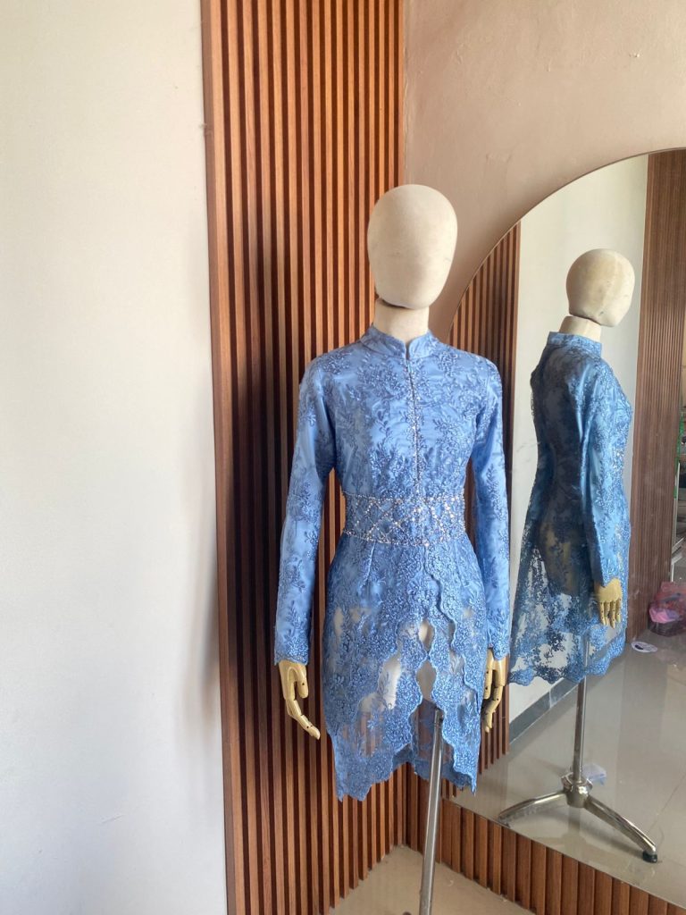 Penjahit Kebaya Modern
