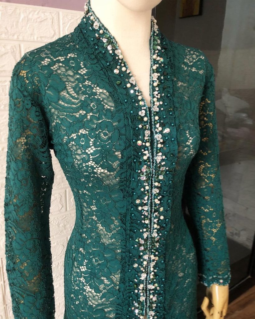 Tempat Jahit Kebaya Kutubaru