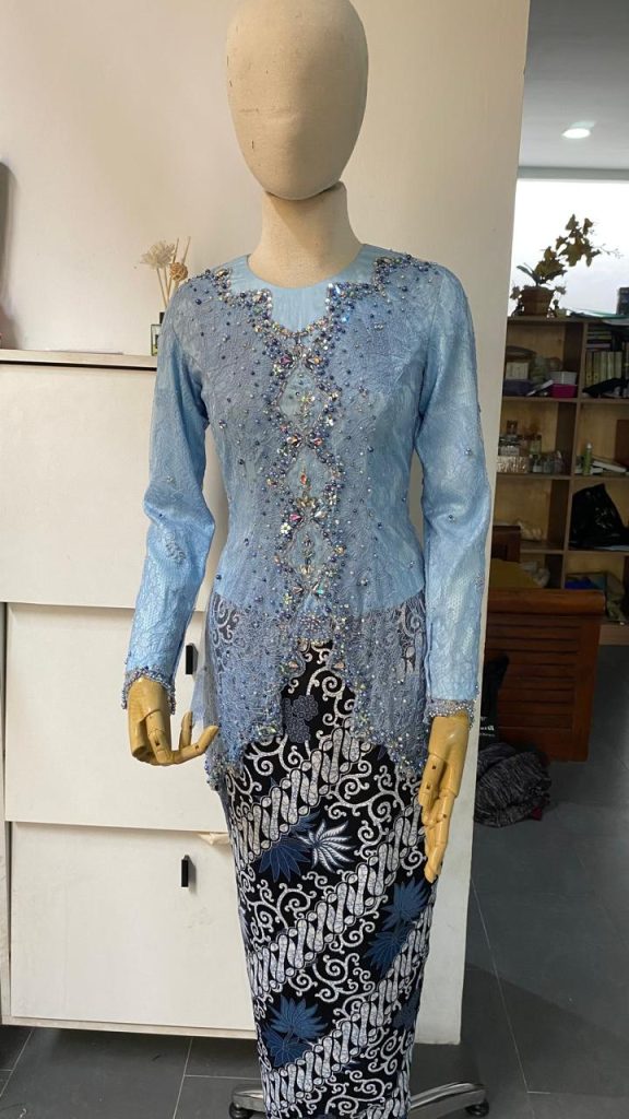 Tempat Jahit Kebaya Premium